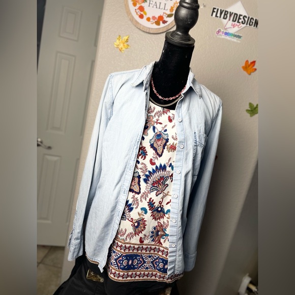 Gorgeous Versatile Floral Tank - Picture 5 of 5